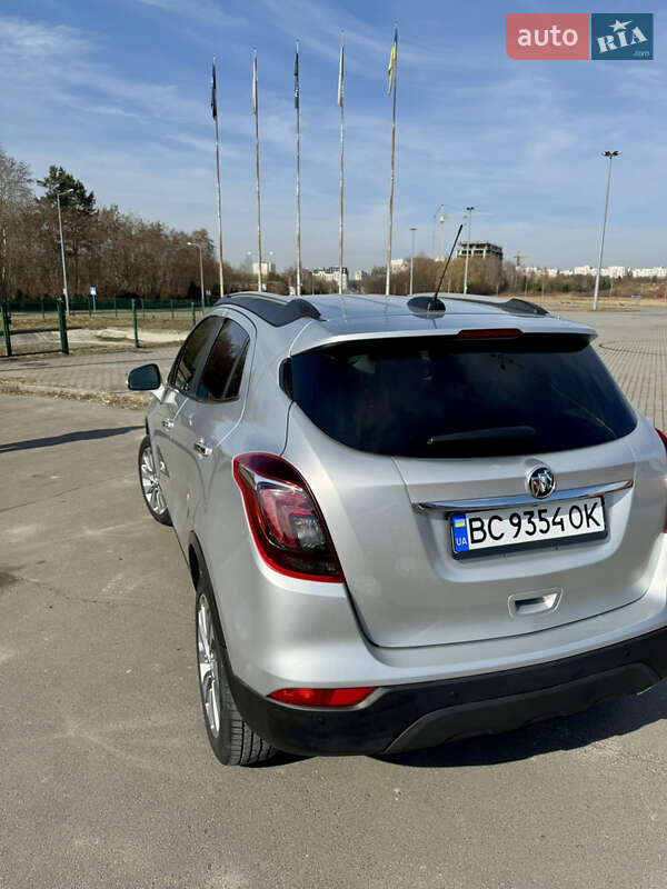 Позашляховик / Кросовер Buick Encore 2016 в Львові