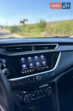 Позашляховик / Кросовер Buick Encore 2021 в 