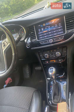 Внедорожник / Кроссовер Buick Encore 2019 в 