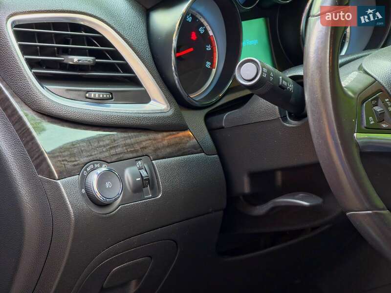 Внедорожник / Кроссовер Buick Encore 2015 в Кривом Роге