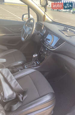 Позашляховик / Кросовер Buick Encore 2019 в 