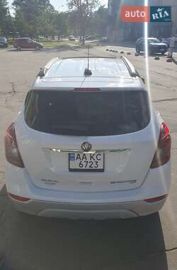 Позашляховик / Кросовер Buick Encore 2017 в 