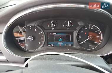 Внедорожник / Кроссовер Buick Encore 2018 в 