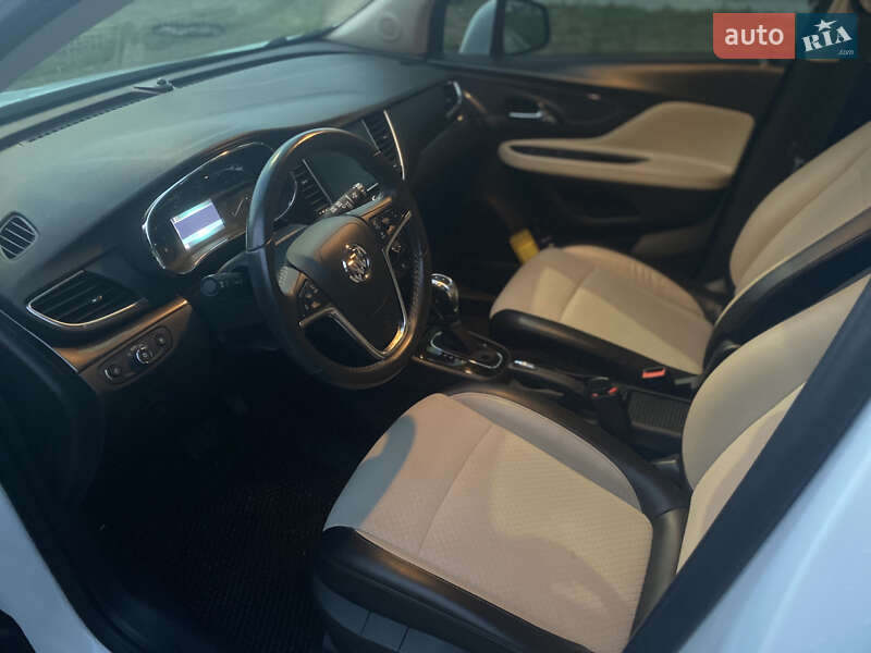Позашляховик / Кросовер Buick Encore 2017 в Полтаві