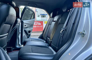 Позашляховик / Кросовер Buick Encore 2013 в 