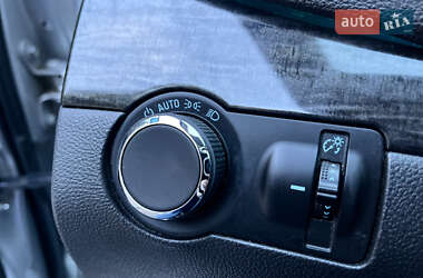Позашляховик / Кросовер Buick Encore 2013 в 
