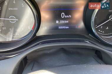 Внедорожник / Кроссовер Buick Encore 2020 в 