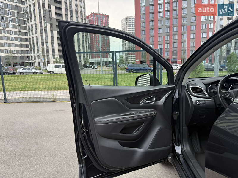 Позашляховик / Кросовер Buick Encore 2015 в Києві