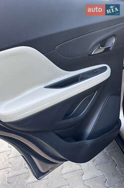 Позашляховик / Кросовер Buick Encore 2017 в 