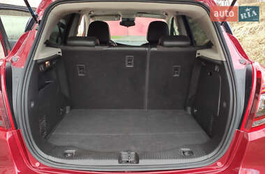Позашляховик / Кросовер Buick Encore 2020 в 