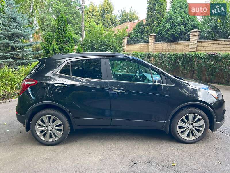 Позашляховик / Кросовер Buick Encore 2017 в Києві