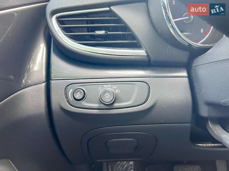Позашляховик / Кросовер Buick Encore 2017 в Києві
