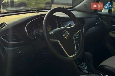 Позашляховик / Кросовер Buick Encore 2018 в 