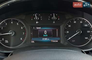 Позашляховик / Кросовер Buick Encore 2018 в 
