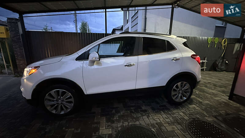 Внедорожник / Кроссовер Buick Encore 2018 в Софиевской Борщаговке