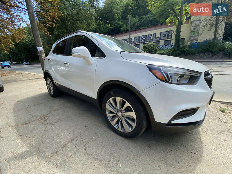 Внедорожник / Кроссовер Buick Encore 2018 в Софиевской Борщаговке