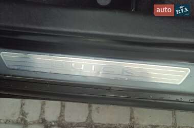 Позашляховик / Кросовер Buick Encore 2013 в 