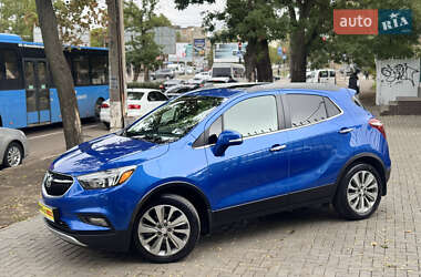 Позашляховик / Кросовер Buick Encore 2016 в 