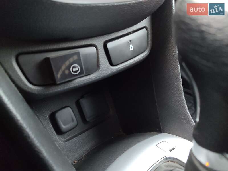 Позашляховик / Кросовер Buick Encore 2013 в Львові