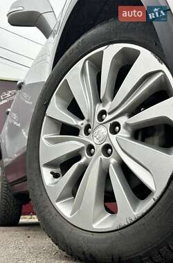 Позашляховик / Кросовер Buick Encore 2016 в 