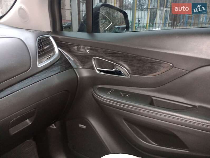 Позашляховик / Кросовер Buick Encore 2016 в Львові