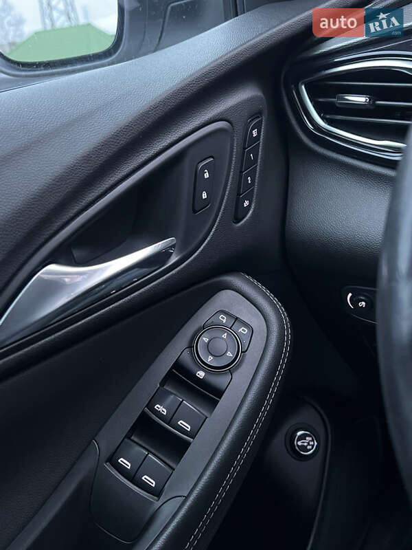 Внедорожник / Кроссовер Buick Encore 2020 в Одессе