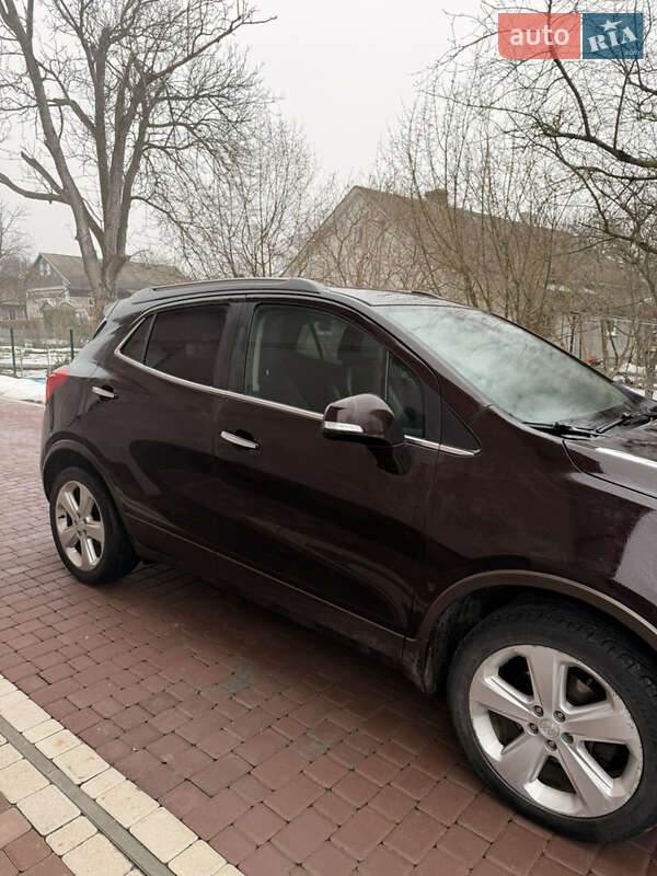 Позашляховик / Кросовер Buick Encore 2015 в Чернівцях