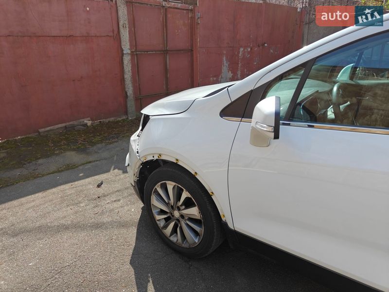 Внедорожник / Кроссовер Buick Encore 2019 в Киеве