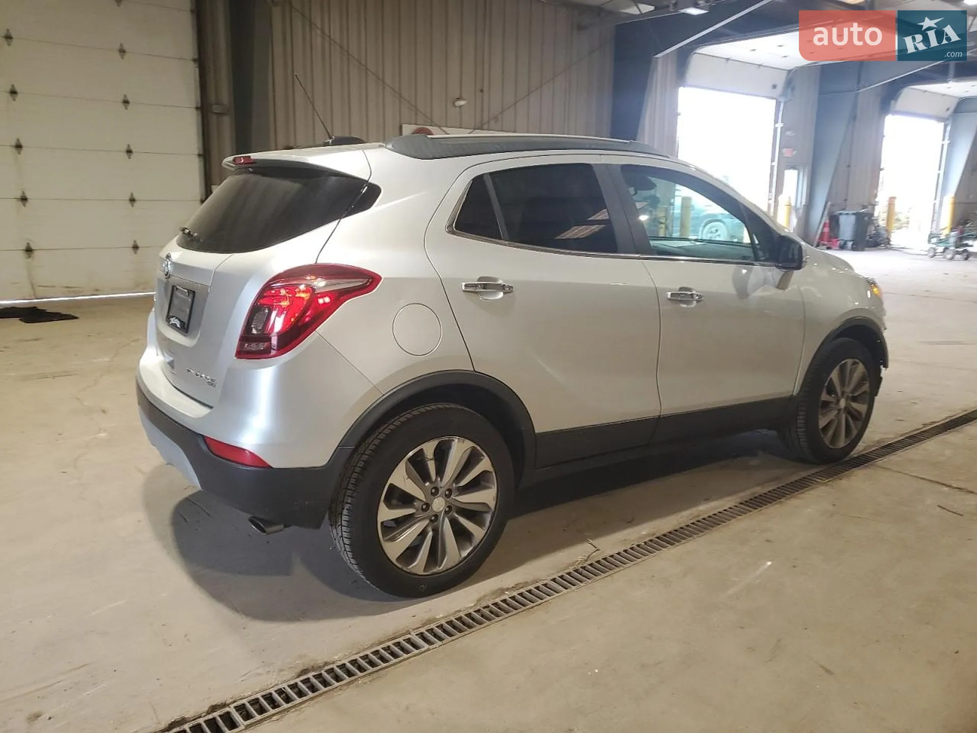 2018 Buick Encore - мініатюра 2