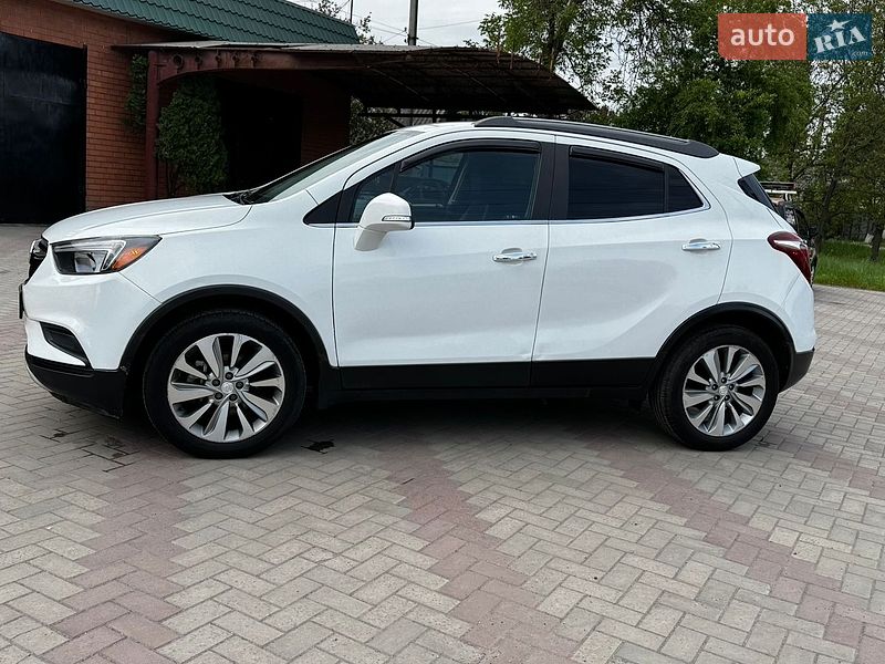 Внедорожник / Кроссовер Buick Encore 2017 в Новомосковске