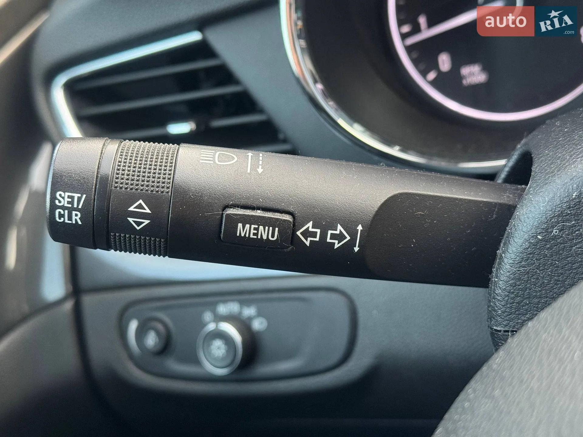 2017 Buick Encore - мініатюра 18