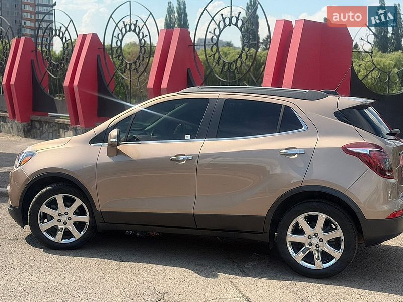 Позашляховик / Кросовер Buick Encore 2019 в Києві