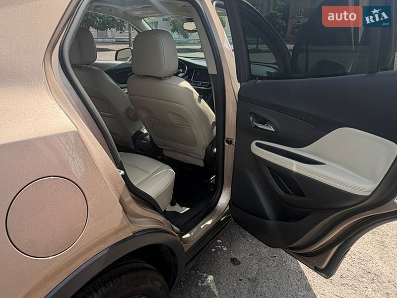 Позашляховик / Кросовер Buick Encore 2019 в Києві