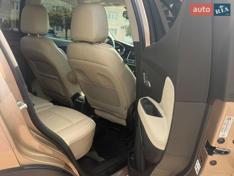 Позашляховик / Кросовер Buick Encore 2019 в Києві