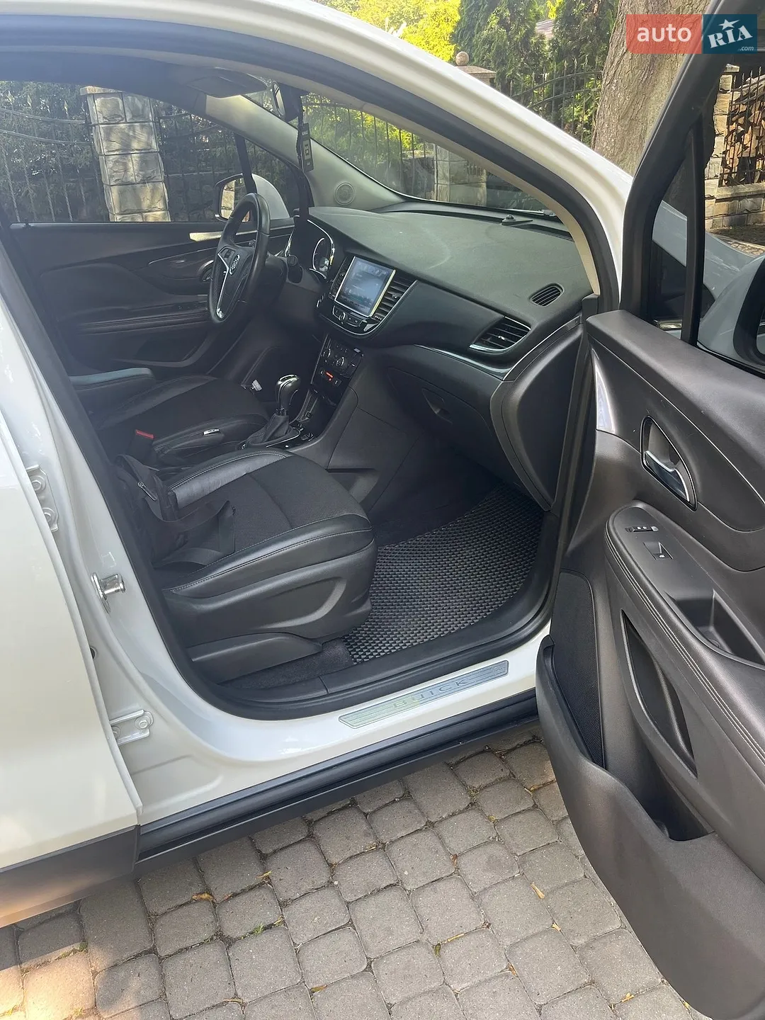2017 Buick Encore - мініатюра 19