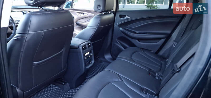 Внедорожник / Кроссовер Buick Envision 2017 в Ивано-Франковске