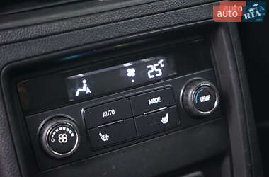 Внедорожник / Кроссовер Buick Envision 2017 в 