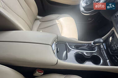 Внедорожник / Кроссовер Buick Envision 2018 в 