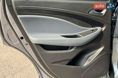 Внедорожник / Кроссовер Buick Envision 2019 в 