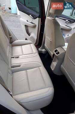 Внедорожник / Кроссовер Buick Envision 2020 в 