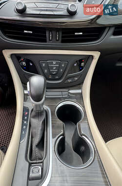 Внедорожник / Кроссовер Buick Envision 2019 в 