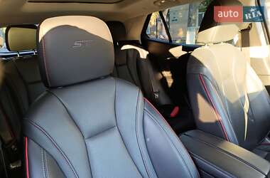 Позашляховик / Кросовер Buick Envision 2022 в 