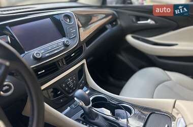 Позашляховик / Кросовер Buick Envision 2019 в 