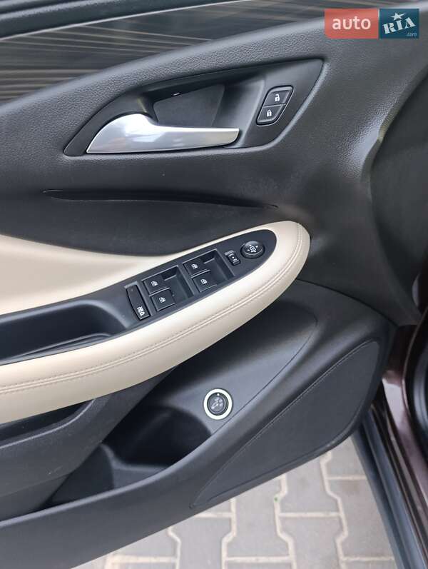 Позашляховик / Кросовер Buick Envision 2020 в Києві