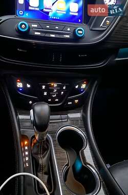 Внедорожник / Кроссовер Buick Envision 2017 в 