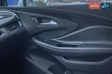 Внедорожник / Кроссовер Buick Envision 2017 в 