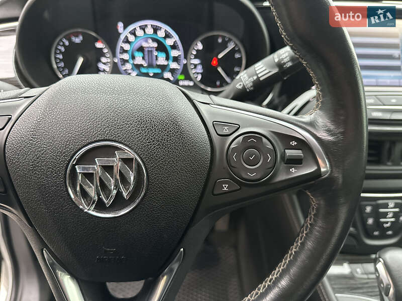 Позашляховик / Кросовер Buick Envision 2016 в Києві
