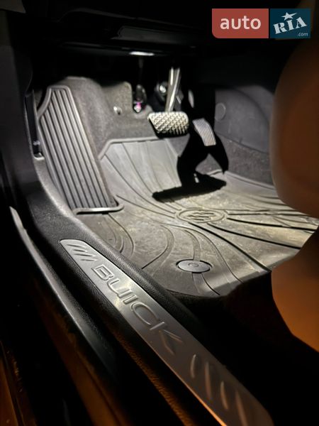 Позашляховик / Кросовер Buick Envision 2018 в Києві