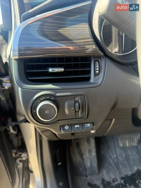 Внедорожник / Кроссовер Buick Envision 2020 в Киеве