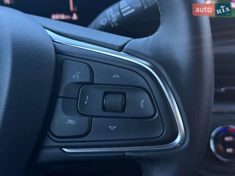 Внедорожник / Кроссовер Buick Envista 2024 в Киеве